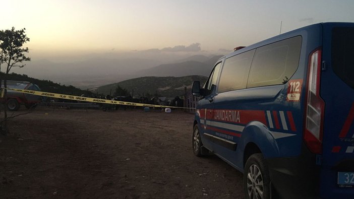 Tartıştığı eşini, çocuklarının gözü önünde vurarak öldürdü