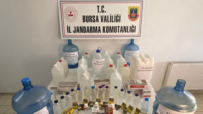 Bursa'da jandarmadan sahte rakı operasyonu