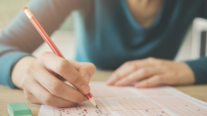 KPSS ön lisans oturumu başladı