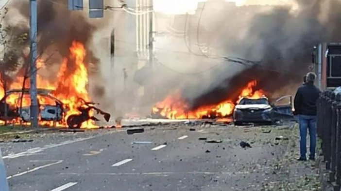 Kiev'e art arda büyük patlamalar