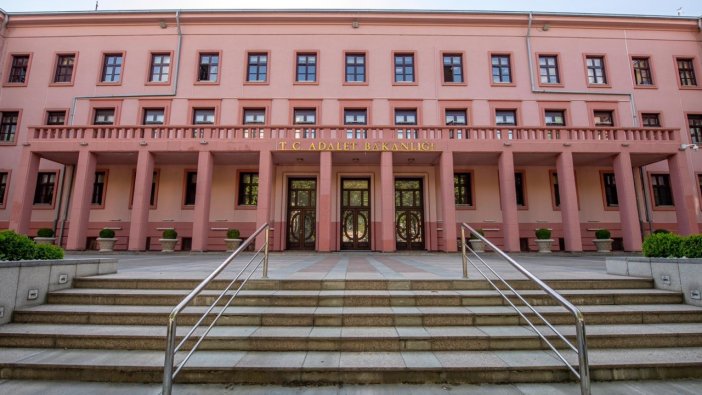 Adalet Bakanlığı 500 personel alacak