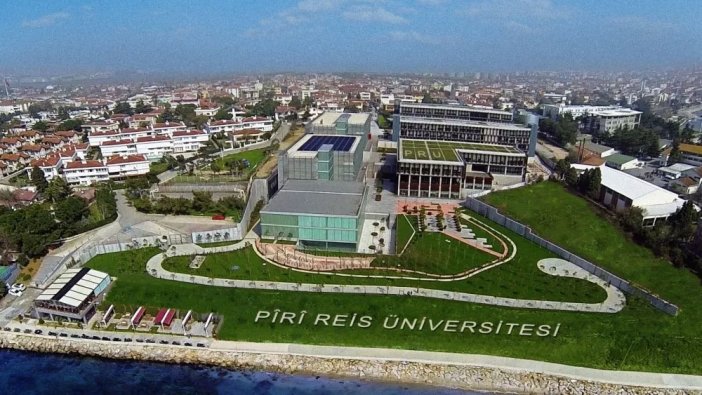 Piri Reis Üniversitesi Öğretim Üyesi alacağını duyurdu