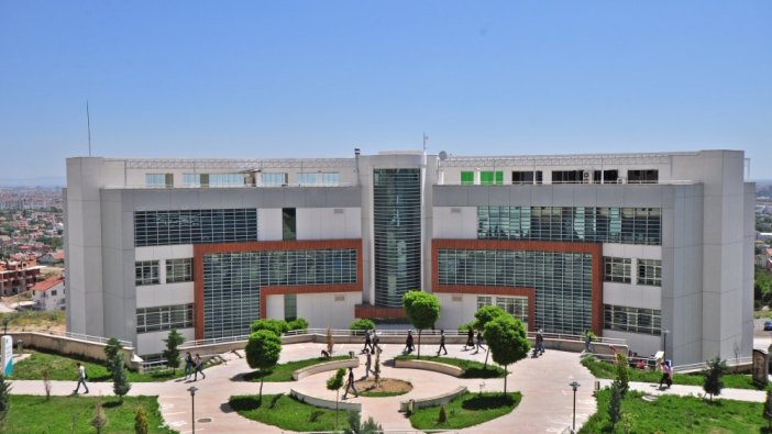 Necmettin Erbakan Üniversitesi personel alacak