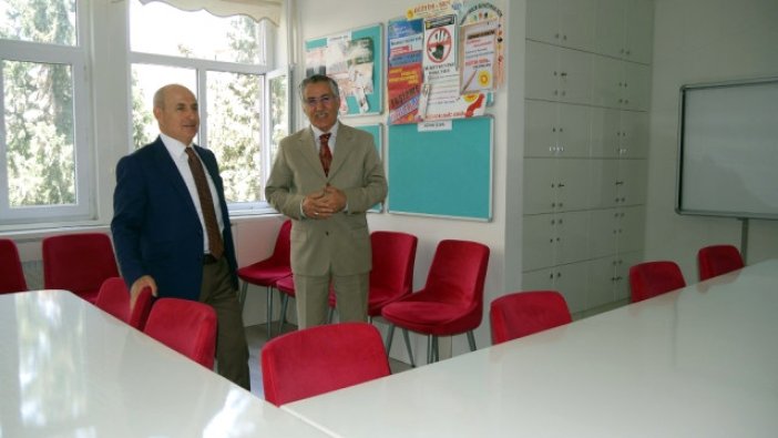 Söz konusu eğitimse elimizi taşın altına sokarız