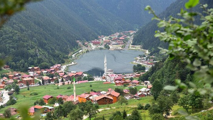 Uzungöl Turistlerin gözdesi oldu