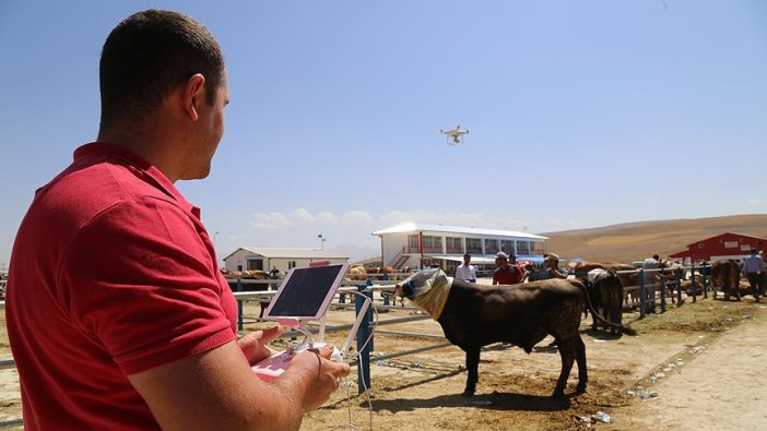 Kurban pazarında 'drone'lu önlem