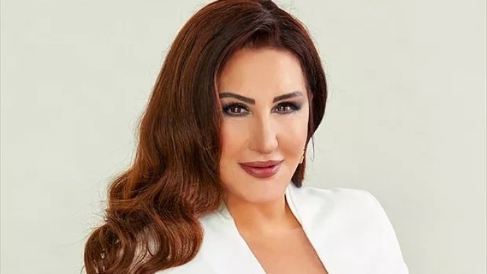 Tayt polemiğinin fitilini ateşlemişti! Nükhet Duru kendini savundu