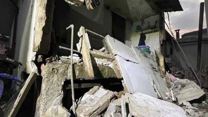 Düzce'de acil yıkılacak ve ağır hasarlı 71 bina tespit edildi