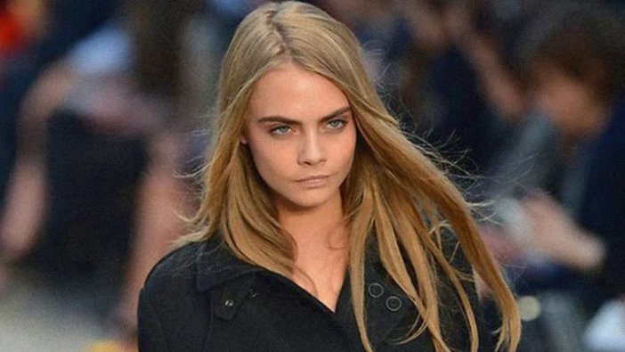 İngiliz model  Cara Delevingne'nin günlük kazancını duyanlar küçük dilini yutuyor