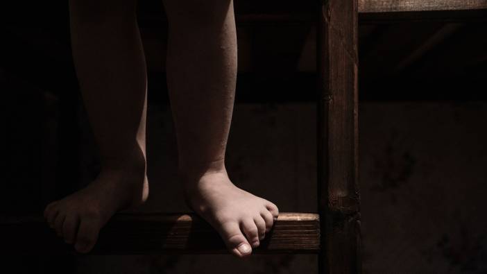 Annesinden 5 yaşındaki çocuğuna günlerce süren işkence!