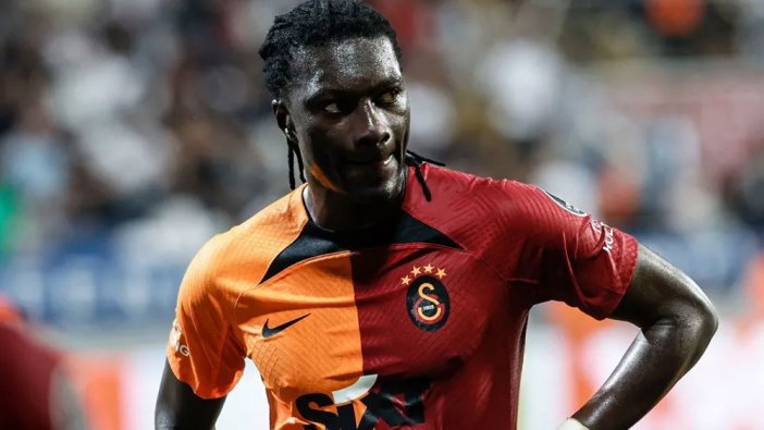 Bafetimbi Gomis'ten düzeltme: 'Yanlış algılandı'