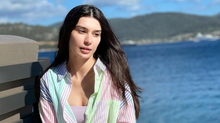 Sıfır makyaj Burcu Kıratlı