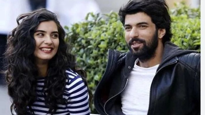 Tuba Büyüküstün ile Engin Akyürek aşk mı yaşıyor?