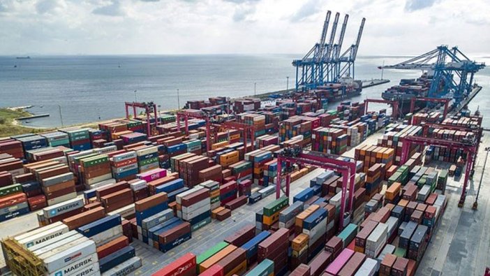 Dış ticaret yüzde 422 açık verdi