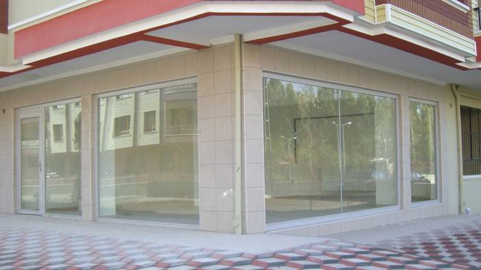 İstanbullu esnaflar şikayetçi: Kiralar yüksek dükkanlar boş