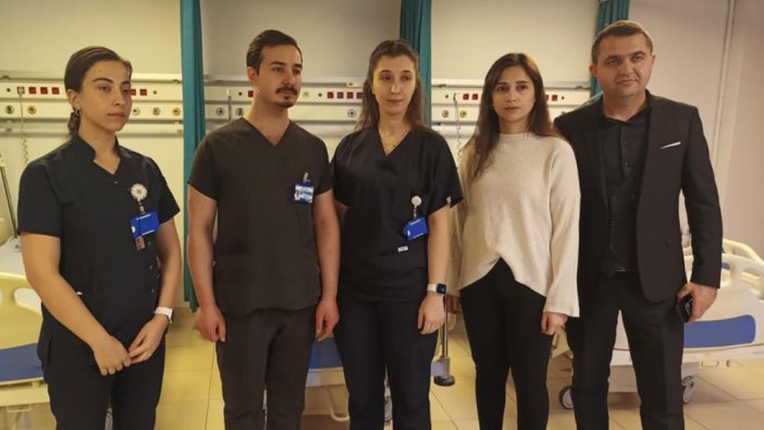 Sağlıkçılar kendilerine saldıran şahsın hayatını kurtarma anlarını anlattı
