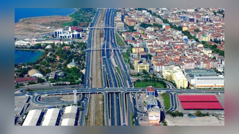 Kocaeli'de icradan satılık bina