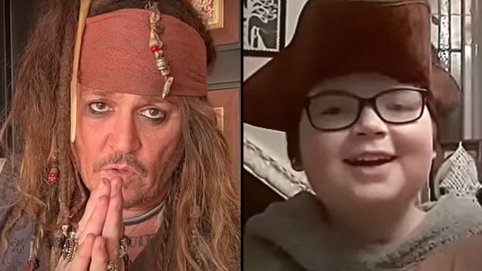 'Karaip Korsanı' Johnny Deep gönüllere taht kurdu