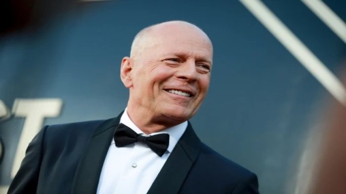 Bruce Willis'e torun müjdesi! Dede oluyor