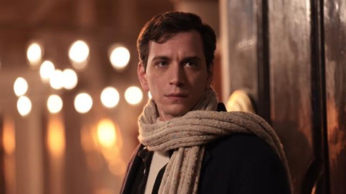 Oyuncu Selahattin Paşalı'nın  ezan okuması sosyal medyayı çalkaladı