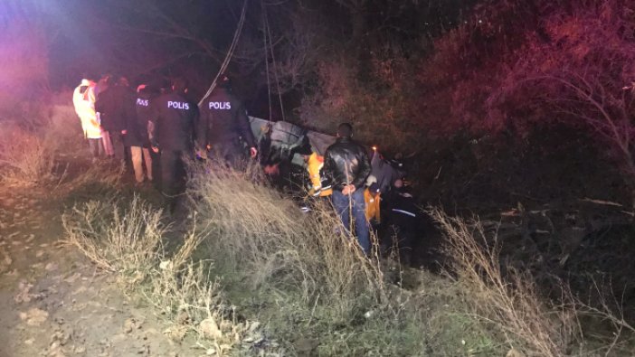 Konya’da yolcu otobüsü devrildi: 15 yaralı