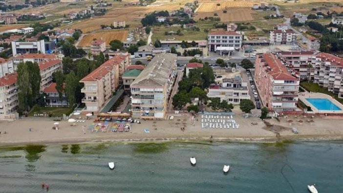 Büyükçekmece'de okul arazisi satışa çıkarıldı