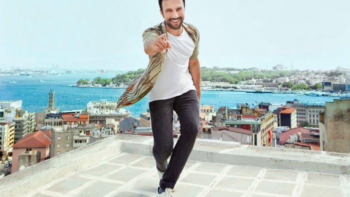 Tarkan 30. yıl mesajını paylaştı