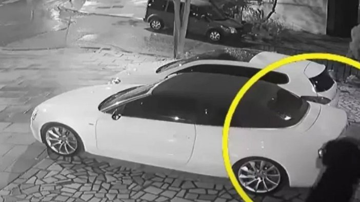 Dükkan girişine gizemli işaretler çizen kadın korku yarattı