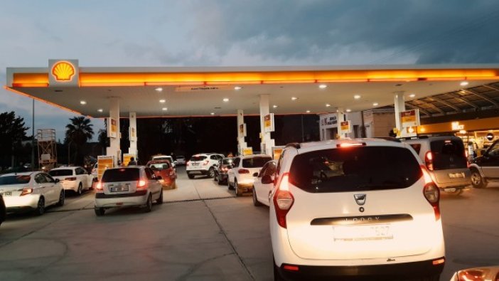 Akaryakıtta indirim beklerken zam geliyor!