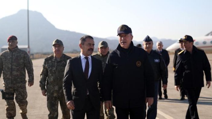 Bakan Akar ve Kuvvet Komutanları Gökçeada’da