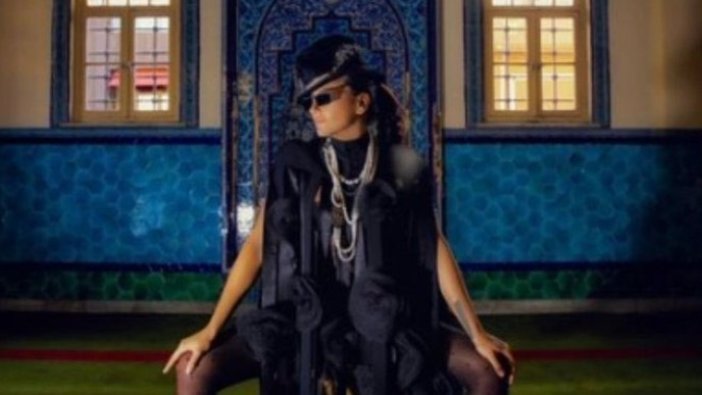 Eda Taşpınar'a soruşturma başlatıldı! Cami pozları ortalığı karıştırmıştı