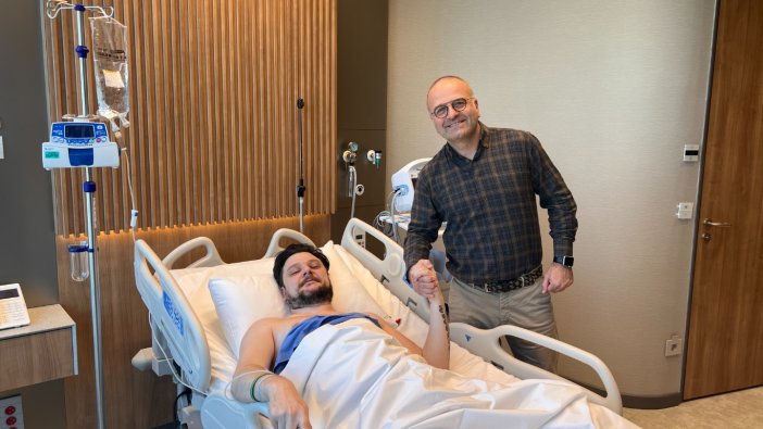 Ekin Uzunlar ses tellerinden ameliyat oldu