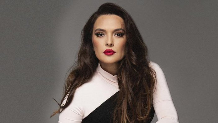 Trafikte tacize uğrayan Demet Akalın isyan etti