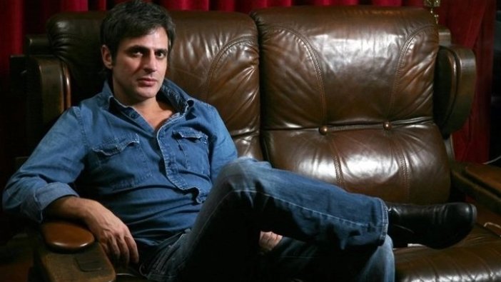 ''Yarı emekliyim'' diyordu! Şarkıcı Teoman EYT ile emekli oldu