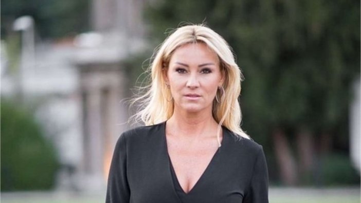 Pınar Altuğ'un sosyal medya isyanı