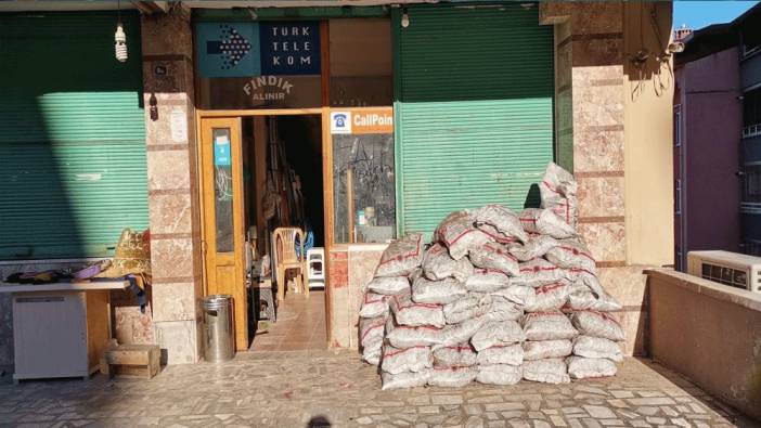 Bu kadarı da vicdansızlık! Yardım kömürlerini satarken suçüstü yakalandı