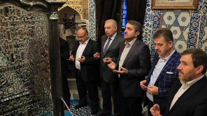 Uysal ilk gün mesaisine Eyüp Sultan’da başladı