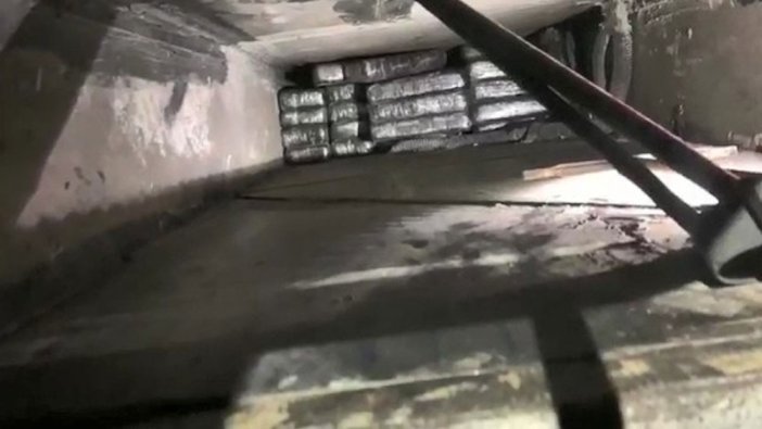 Uyuşturucu tacirliğinde akılalmaz yöntem: İpi çektikçe eroin geldi!