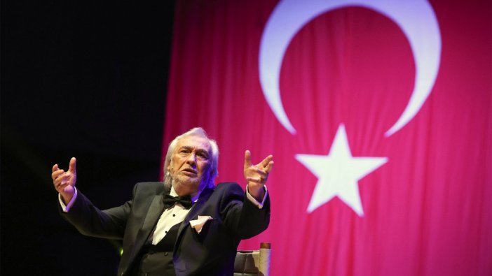 Artık dinlenme vakti dedi sahnelere veda etti