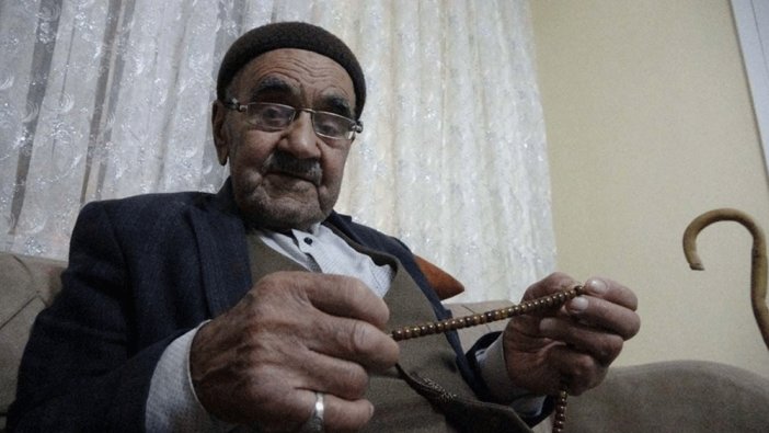 Yaşını duyan hayret ediyor: 6 çocuk ve 105 torun sahibi...