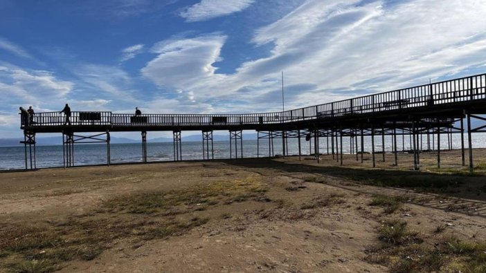 Kuraklık çanları İznik Gölü'nde çalıyor: İskele karada kaldı