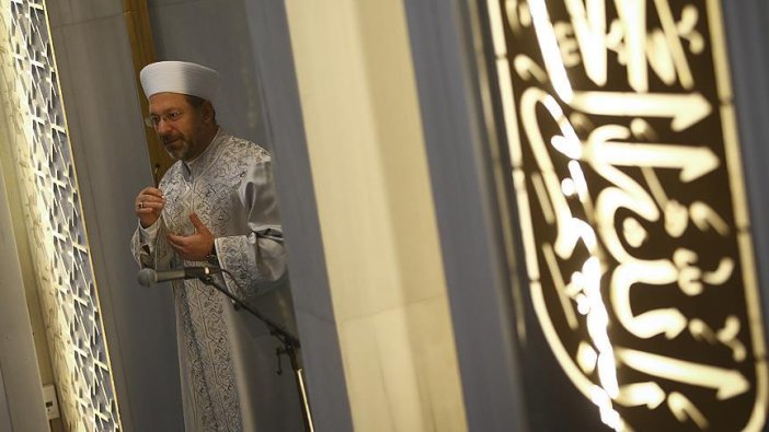 Erbaş sabah namazında çocuklarla buluştu