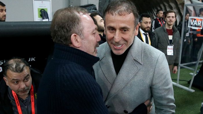 Bakasetas Valencia ile anlaştı Avcı Sergen Yalçın'ın dinamosuna sarıldı