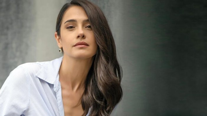 Düğün hazırlığı yapan Funda Eryiğit'ten hamilelik pozu