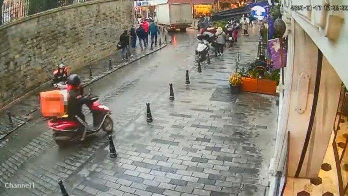 Motokurye olarak gittiler "gizli polisiz" deyip 10 bin dolar çaldılar