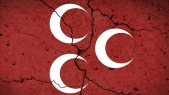 MHP'de istifaların ardı arkası kesilmiyor