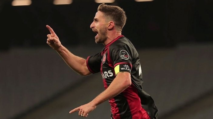 Üç büyüklerin hepsi istiyordu! Ve Borini bombası patladı