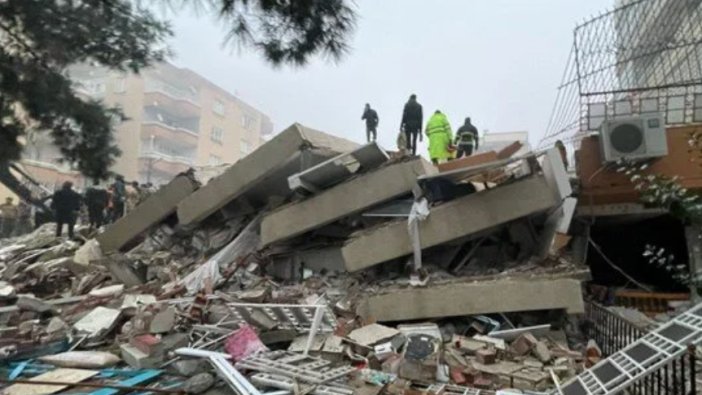 AKP’li vekilin ailesi depremde göçük altında kaldı