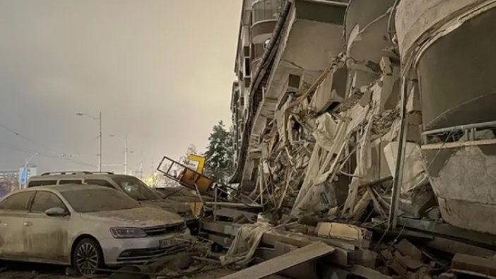 Türkiye deprem bölgesine yardım için kenetlendi