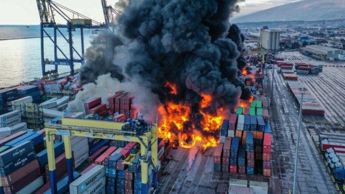 İskenderun Limanı hala yanıyor